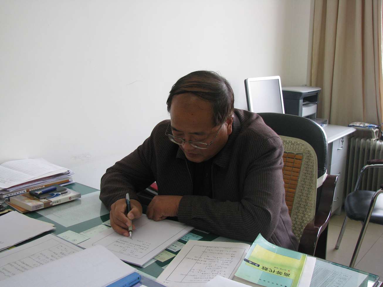 李军庄教授